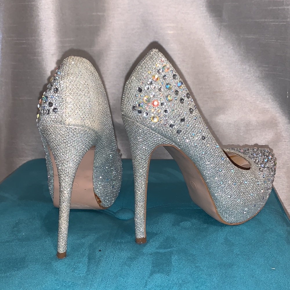 Woman’s Silver Rhinestone Platform Heels - Picture 3 of 7